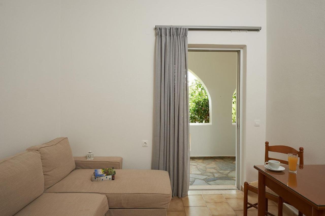 Afroditi Hotel Plakias Exterior photo