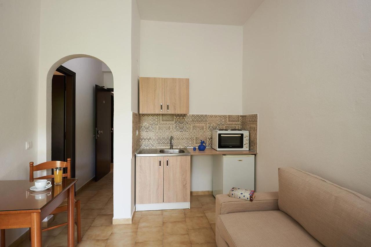 Afroditi Hotel Plakias Exterior photo