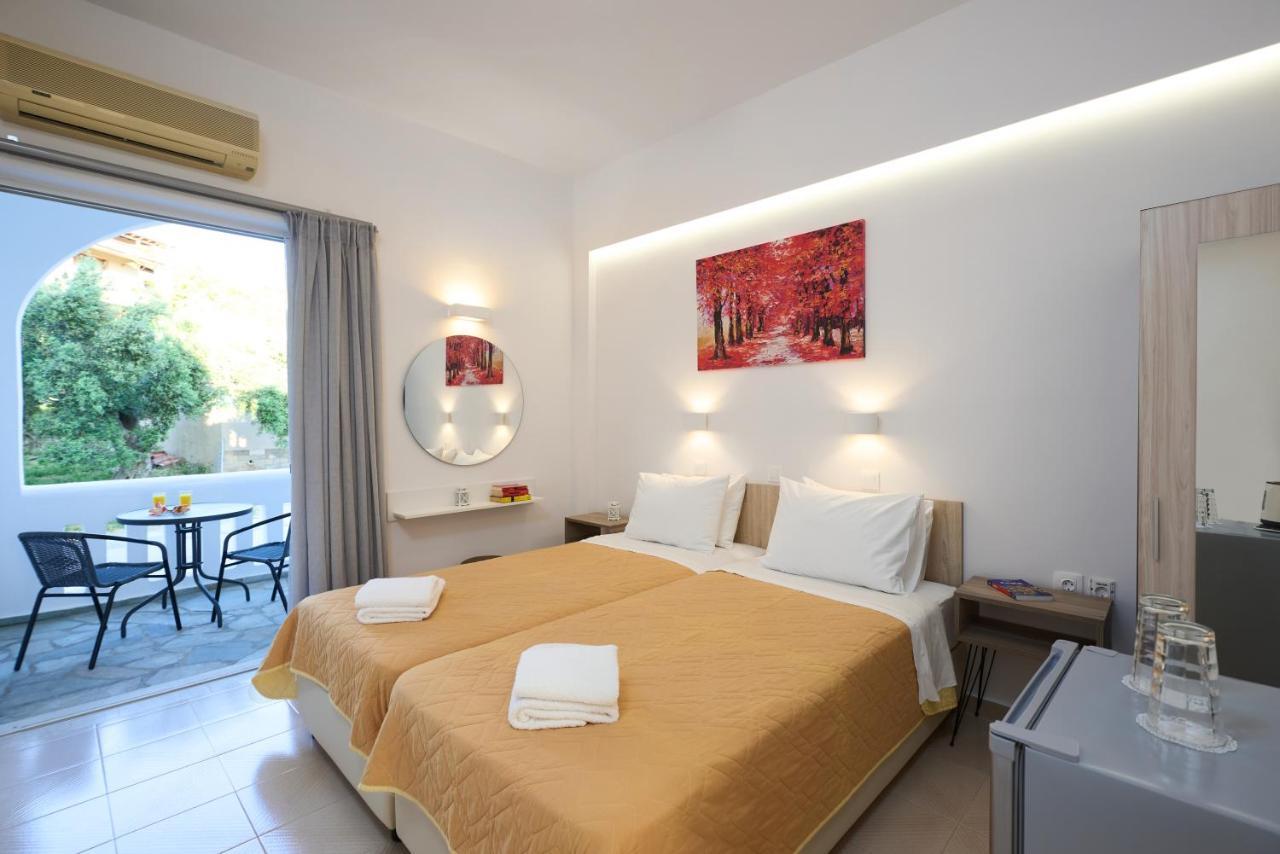Afroditi Hotel Plakias Exterior photo